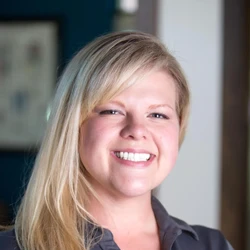 Headshot photo of massage therapist Maris Pendergrass